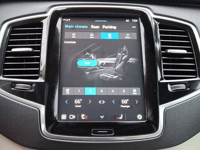 2023 Volvo XC90 Plus