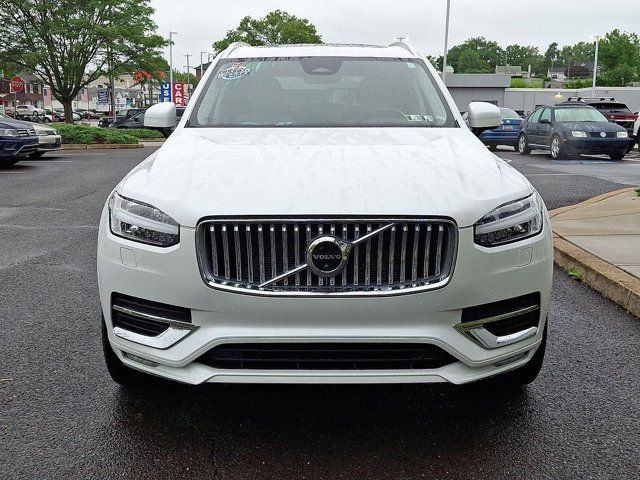 2023 Volvo XC90 Plus
