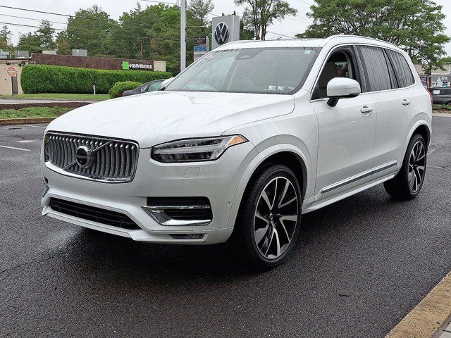 2023 Volvo XC90 Plus