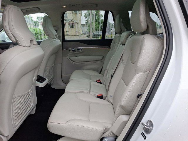 2023 Volvo XC90 Plus