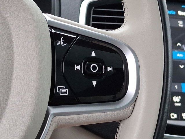 2023 Volvo XC90 Plus