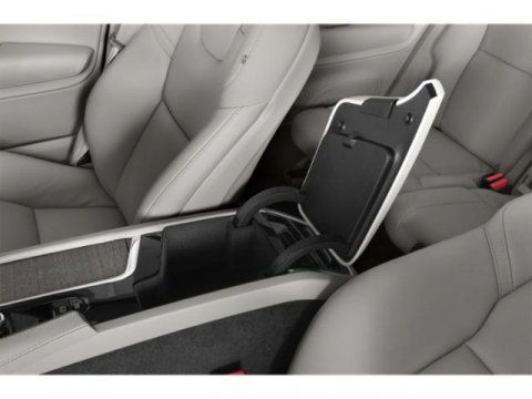 2023 Volvo XC90 Recharge Plug-In Hybrid Plus Bright Theme