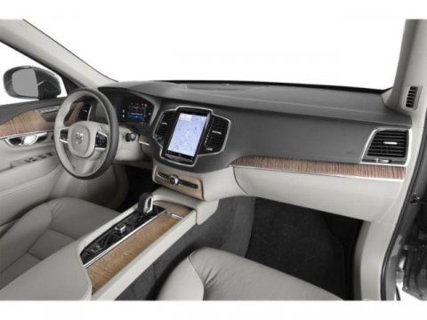 2023 Volvo XC90 Recharge Plug-In Hybrid Plus Bright Theme
