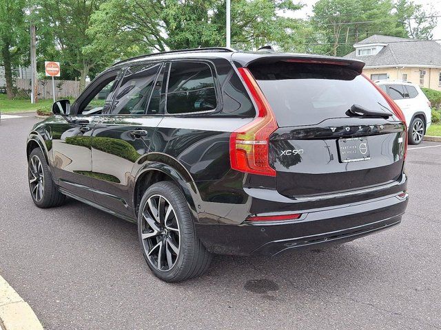 2023 Volvo XC90 Recharge Plug-In Hybrid Ultimate Dark Theme