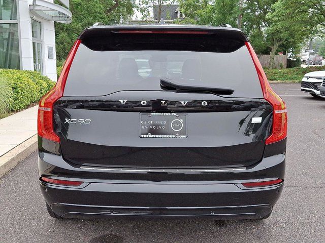 2023 Volvo XC90 Recharge Plug-In Hybrid Ultimate Dark Theme