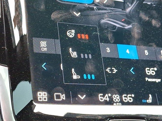 2023 Volvo XC90 Recharge Plug-In Hybrid Ultimate Dark Theme