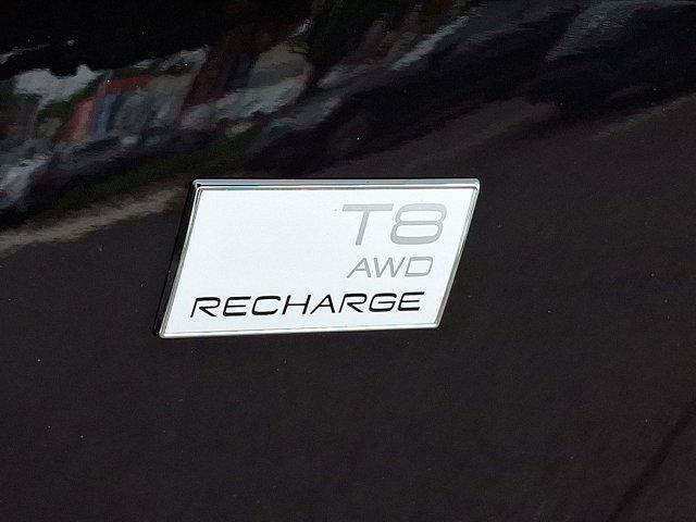 2023 Volvo XC90 Recharge Plug-In Hybrid Ultimate Dark Theme