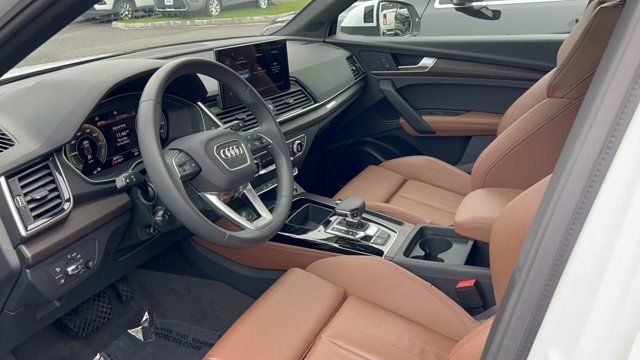2024 Audi Q5 S line Premium Plus