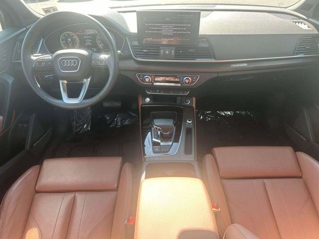 2024 Audi Q5 S line Premium Plus