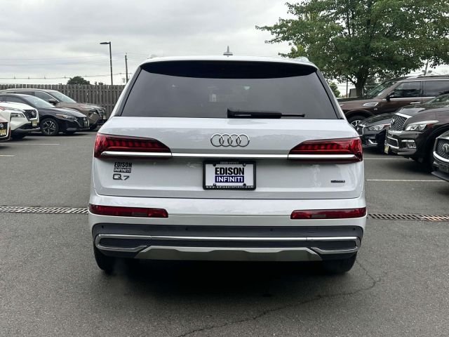 2024 Audi Q7 Premium Plus 55 TFSI quattro