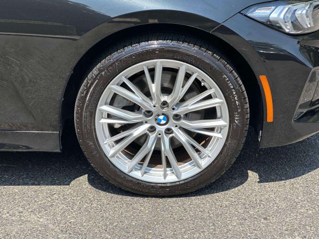 2024 BMW 3 Series 330i xDrive Sedan