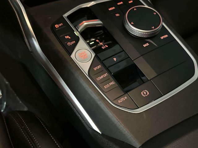 2024 BMW 3 Series 330i xDrive Sedan