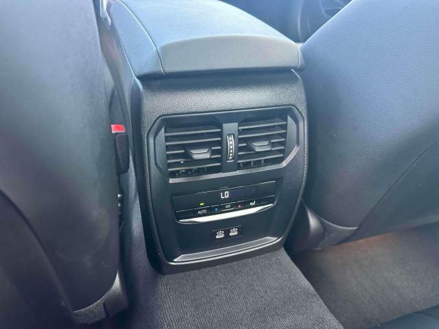 2024 BMW 3 Series 330i xDrive Sedan
