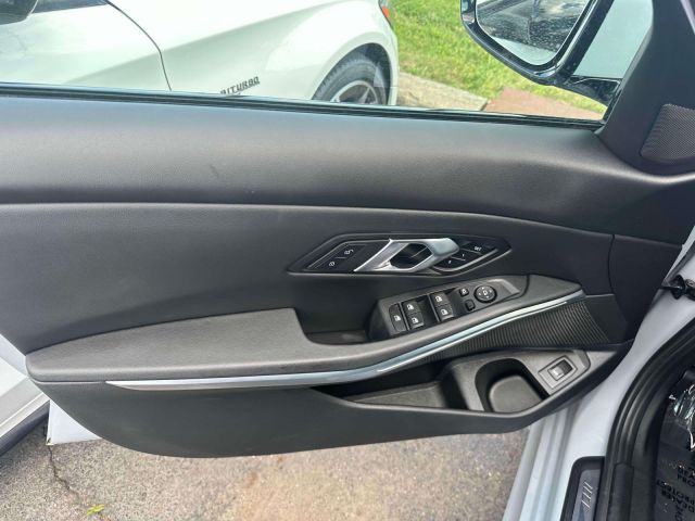 2024 BMW 3 Series 330i xDrive Sedan