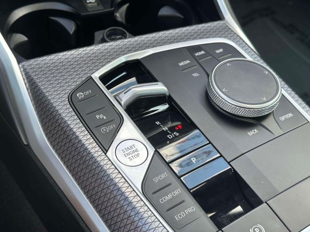 2024 BMW 3 Series 330i xDrive Sedan