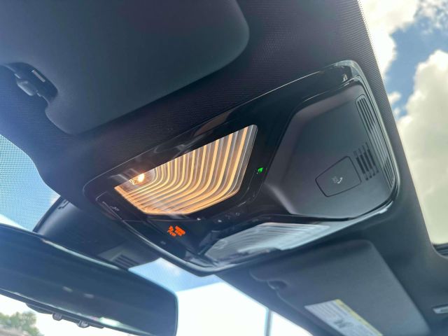2024 BMW 3 Series 330i xDrive Sedan
