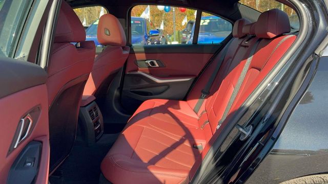 2024 BMW 3 Series 330i xDrive Sedan 2024 BMW 3 Series 330i xDrive Sedan