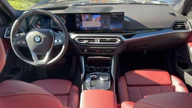 2024 BMW 3 Series 330i xDrive Sedan 2024 BMW 3 Series 330i xDrive Sedan