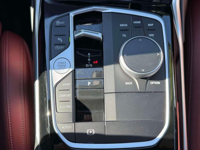 2024 BMW 3 Series 330i xDrive Sedan 2024 BMW 3 Series 330i xDrive Sedan