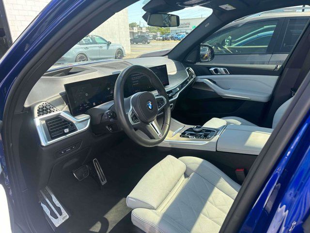 2024 BMW X5 M60i
