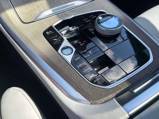 2024 BMW X5 M60i