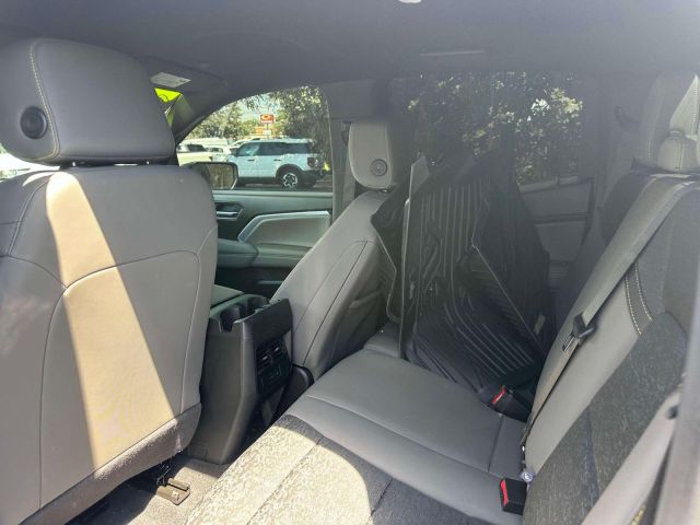 2024 Chevrolet Colorado 4WD Crew Cab ZR2