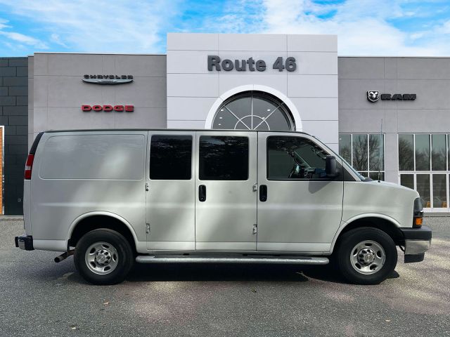 2024 Chevrolet Express Cargo Van RWD 2500 135