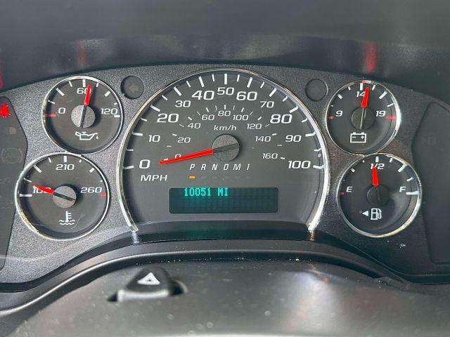 2024 Chevrolet Express Cargo Van RWD 2500 135