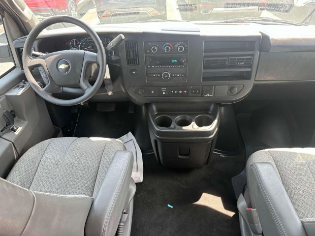 2024 Chevrolet Express Passenger RWD 3500 155 LT
