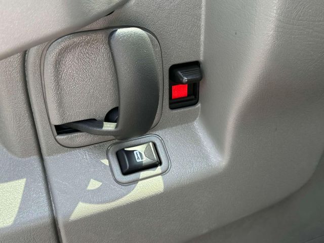 2024 Chevrolet Express Passenger RWD 3500 155 LT