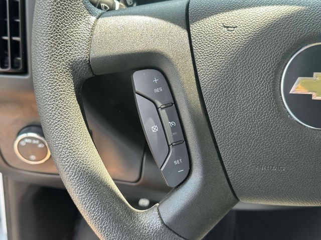 2024 Chevrolet Express Passenger RWD 3500 155 LT