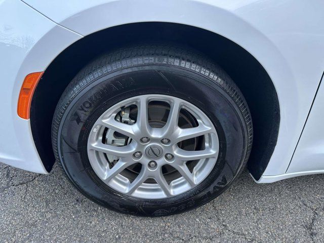 2024 Chrysler Pacifica Touring L 2024 Chrysler Pacifica Touring L