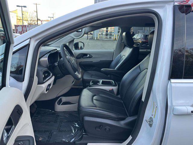 2024 Chrysler Pacifica Touring L 2024 Chrysler Pacifica Touring L