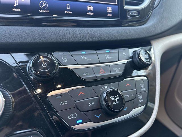 2024 Chrysler Pacifica Touring L 2024 Chrysler Pacifica Touring L