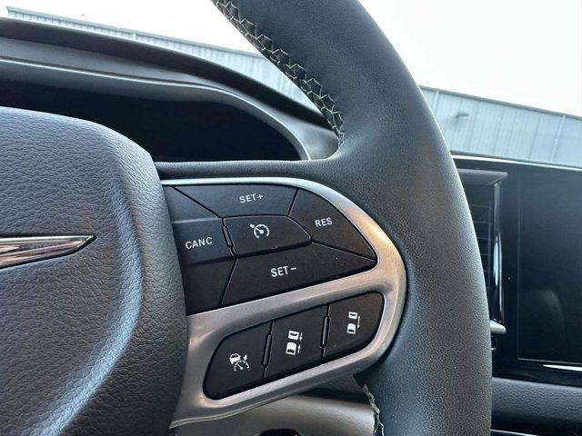 2024 Chrysler Pacifica Touring L 2024 Chrysler Pacifica Touring L