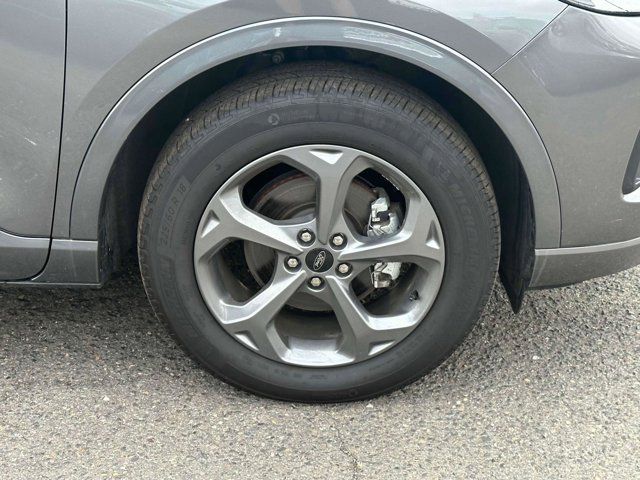 2024 Ford Escape ST-Line 2024 Ford Escape ST-Line