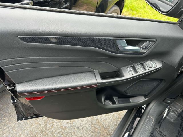 2024 Ford Escape ST-Line AWD