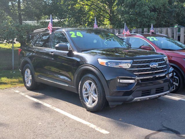 2024 Ford Explorer XLT