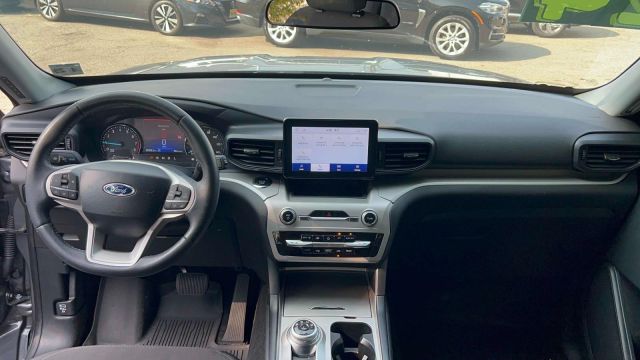 2024 Ford Explorer XLT 4WD