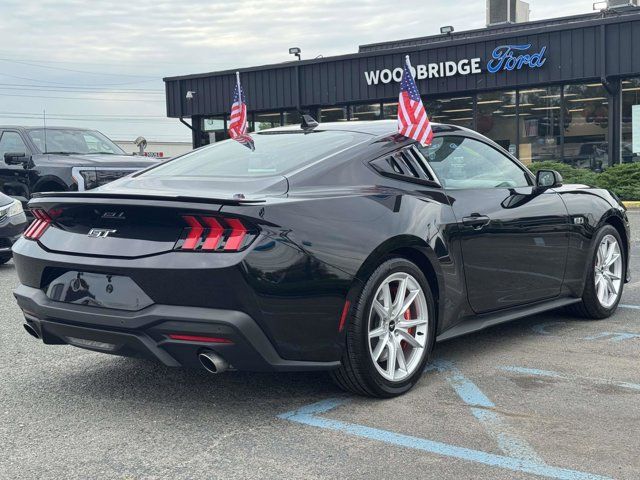 2024 Ford Mustang GT Premium Fastback