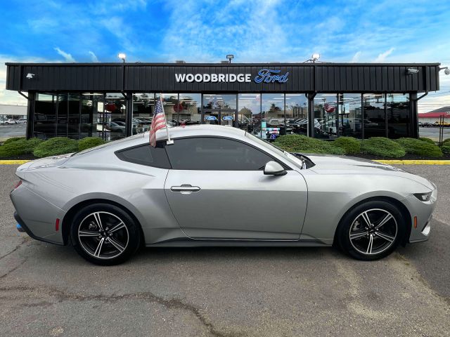 2024 Ford Mustang EcoBoost Fastback
