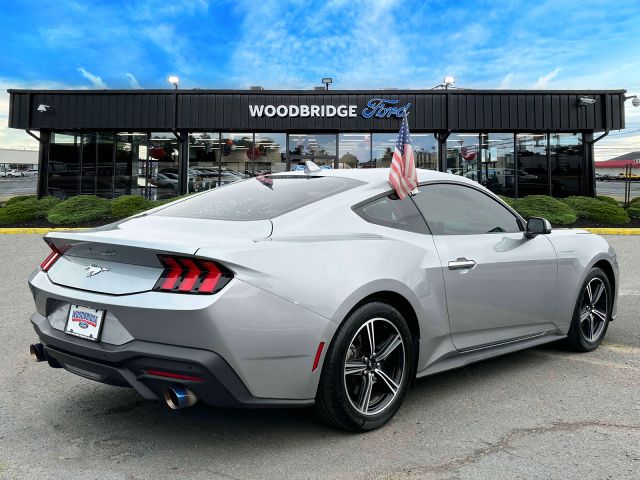 2024 Ford Mustang EcoBoost Fastback