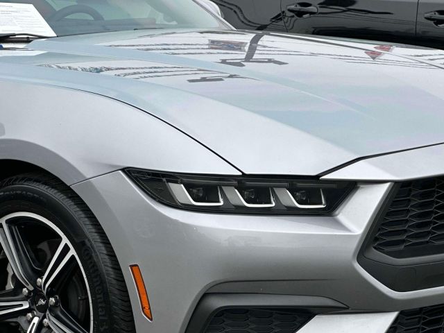 2024 Ford Mustang EcoBoost Fastback