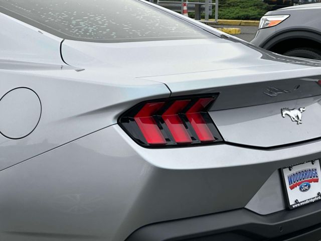 2024 Ford Mustang EcoBoost Fastback
