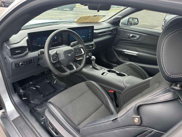 2024 Ford Mustang EcoBoost Fastback