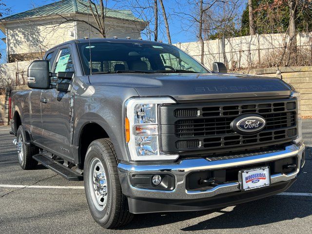 2024 Ford Super Duty F-350 SRW XL