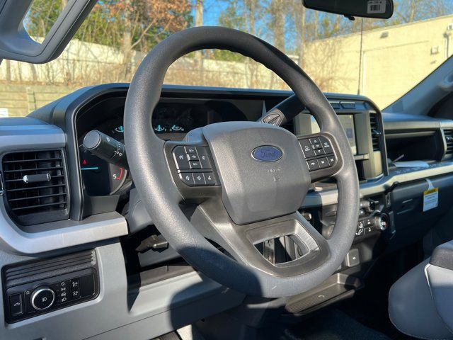2024 Ford Super Duty F-350 SRW XL