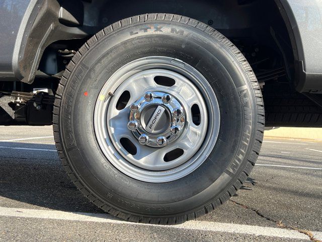 2024 Ford Super Duty F-350 SRW XL