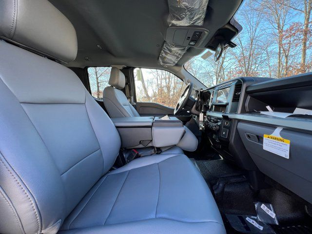 2024 Ford Super Duty F-350 SRW XL