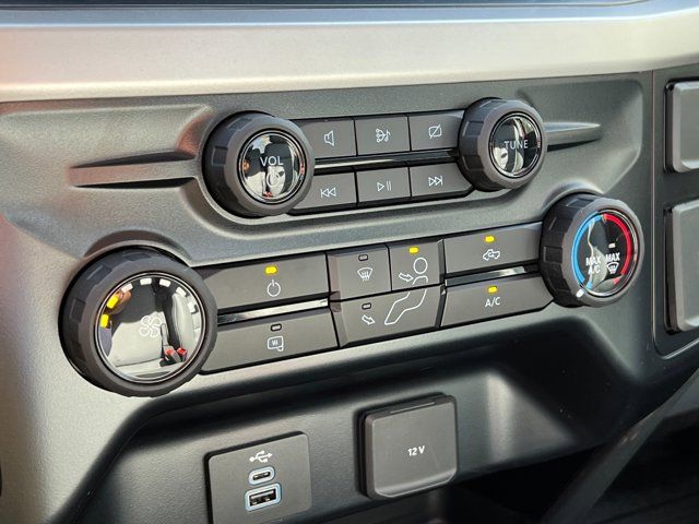 2024 Ford Super Duty F-350 SRW XL
